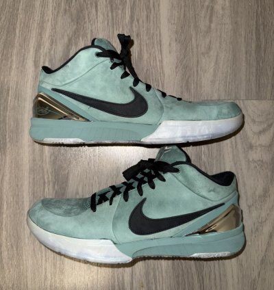 Kobe 4 Girl Dad