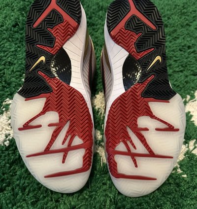 Kobe 4 Iv Protro Gold Medal 11