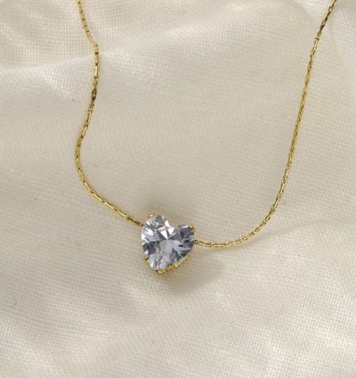 Diamond Hart Charming Pendant