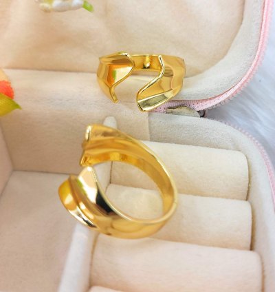 Womans Twist Foldeble Ring