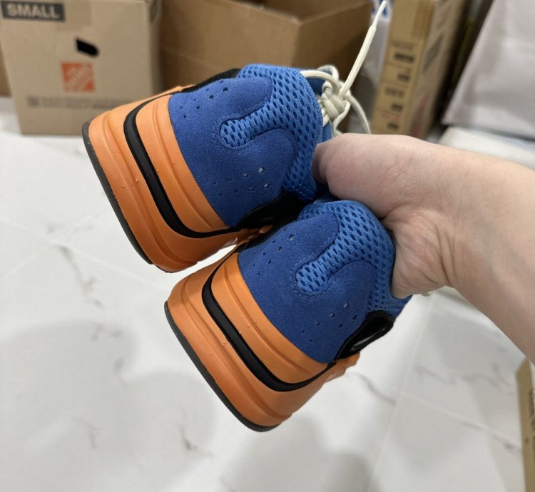 Yeezy Boost 700 Hi Res Blue