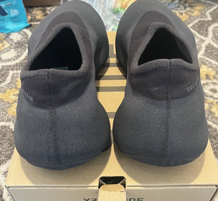 Yeezy Knit Runner