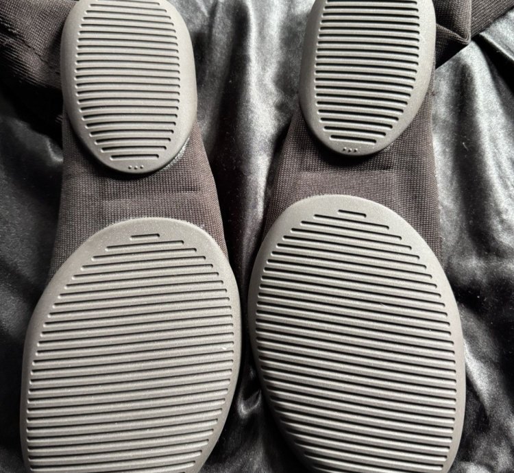 Yeezy Pods