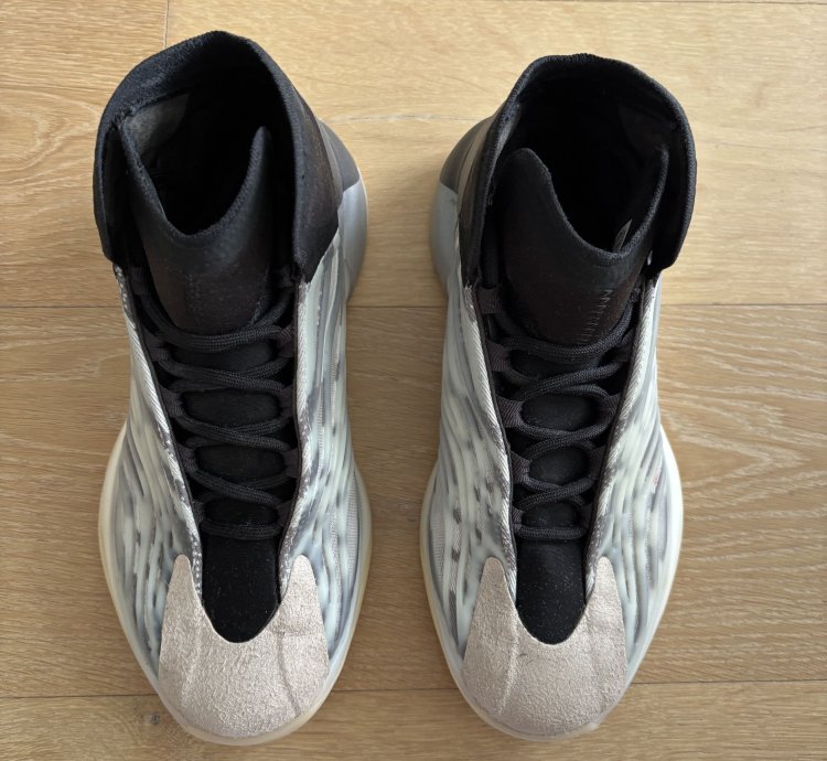 Yeezy Quantum Basketball Us 8 5