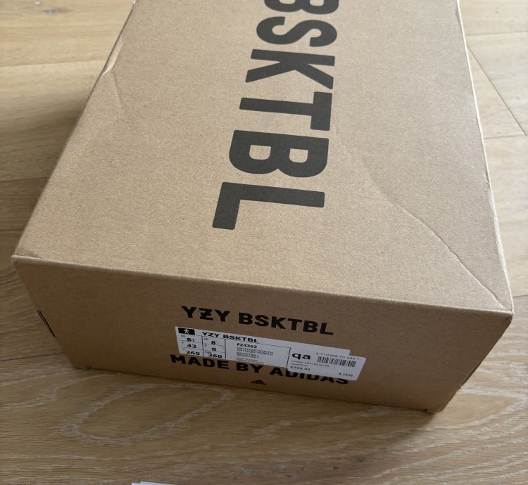 Yeezy Quantum Basketball Us 8 5