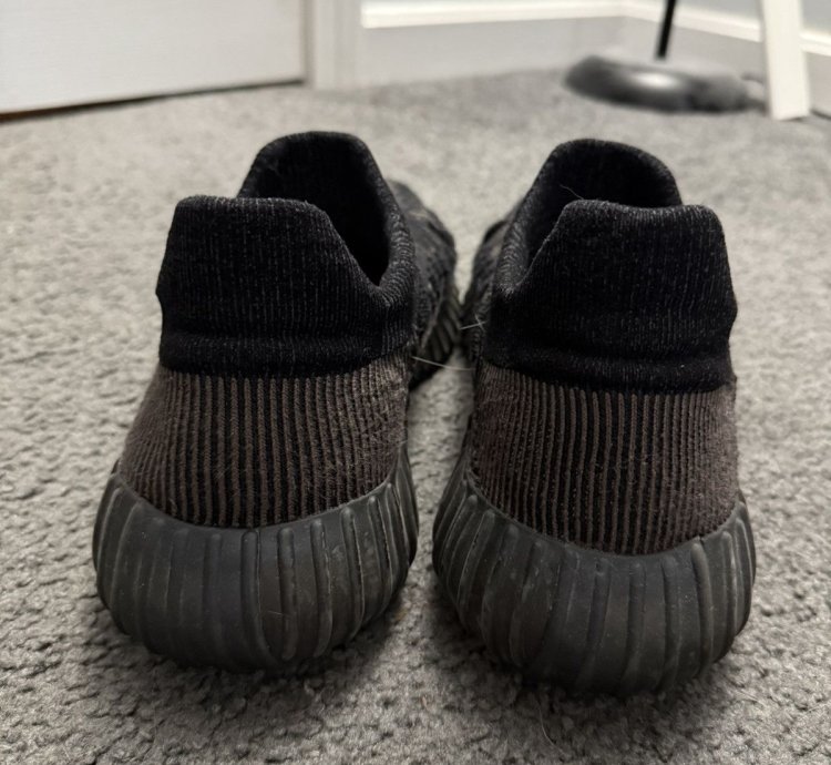 Yzy 350 Cmpct - Carbon Black