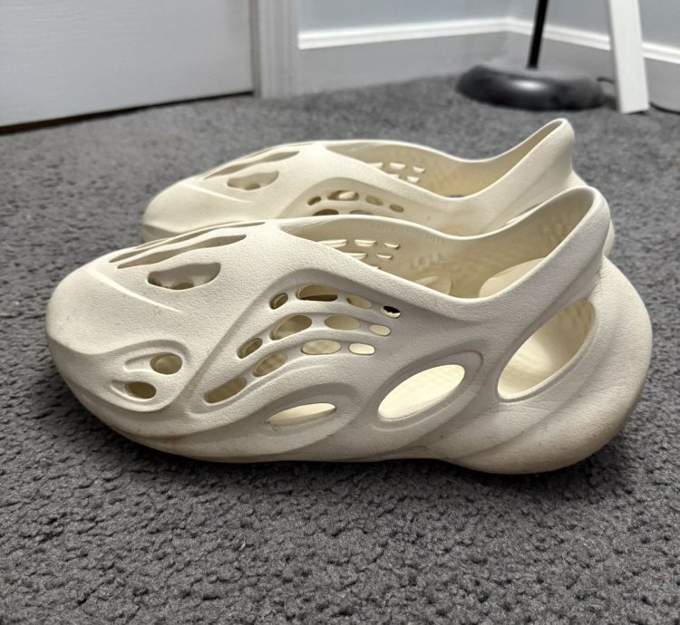 Yzy Foam Rnnr - Og Sand