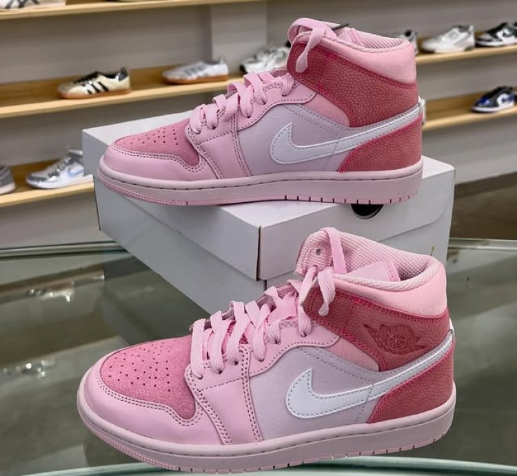 Jordan 1 Mid digital Pink