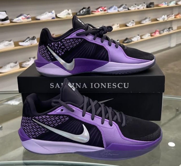Nike Sabrina 2 court Vision
