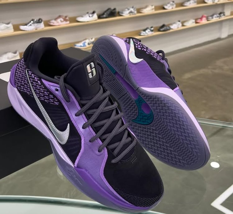 Nike Sabrina 2 court Vision