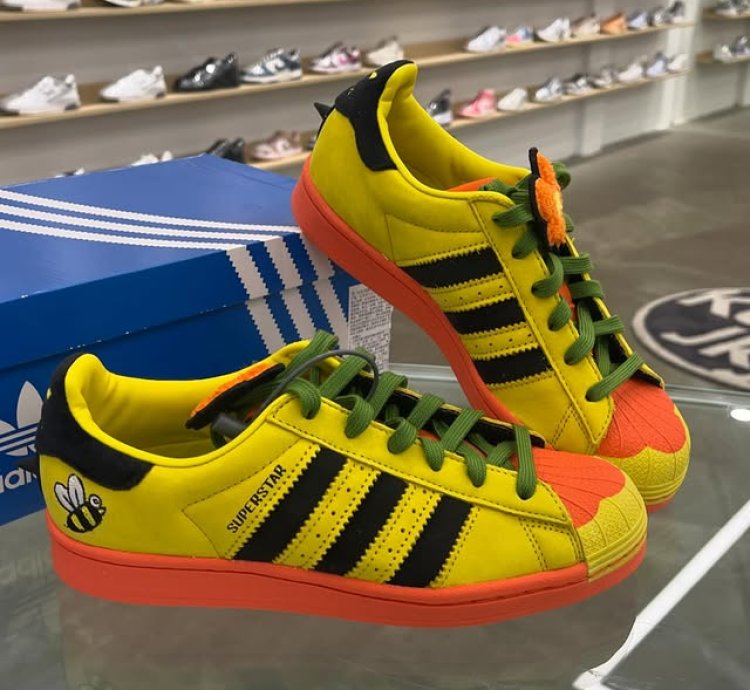 Adidas Superstar melting Sadness Bee