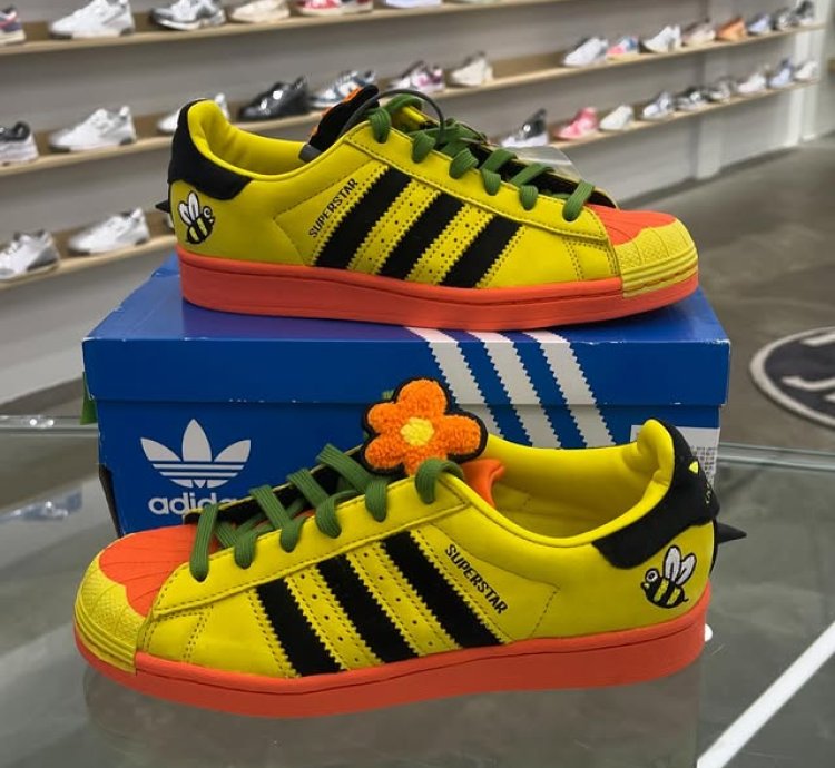 Adidas Superstar melting Sadness Bee