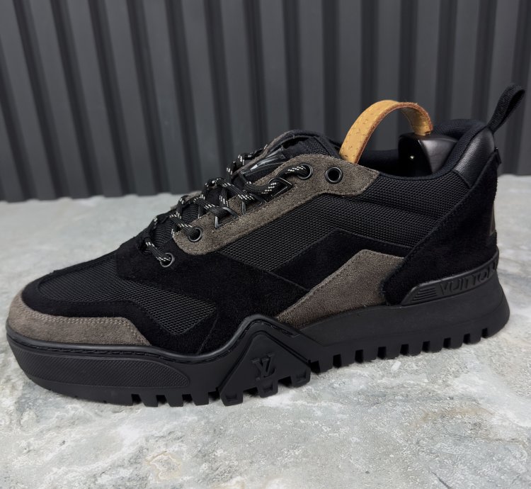 Trainers Sneakers Suede