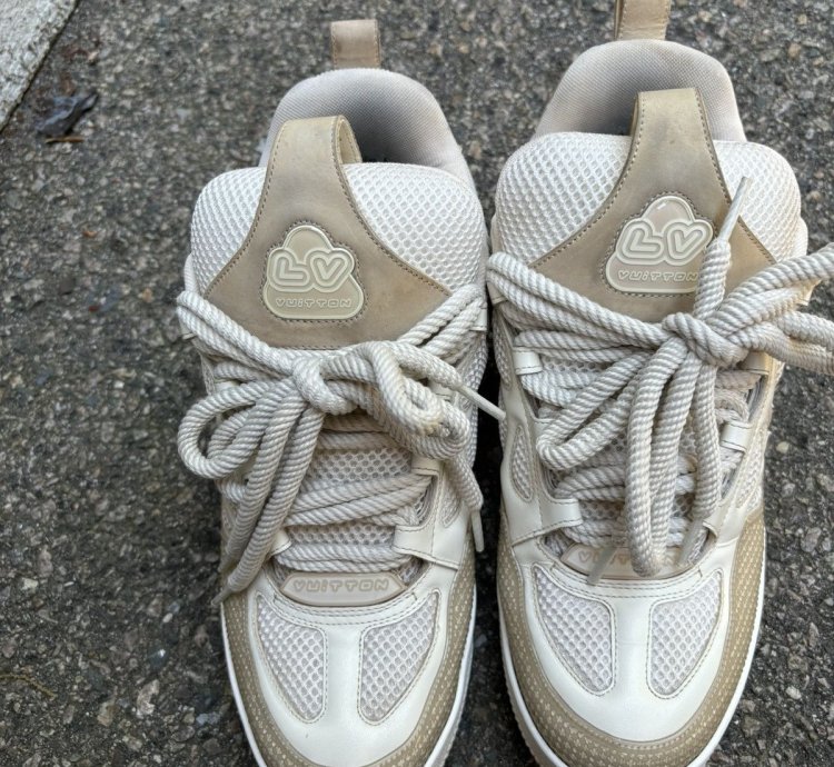 White And Beige Skate Sneakers