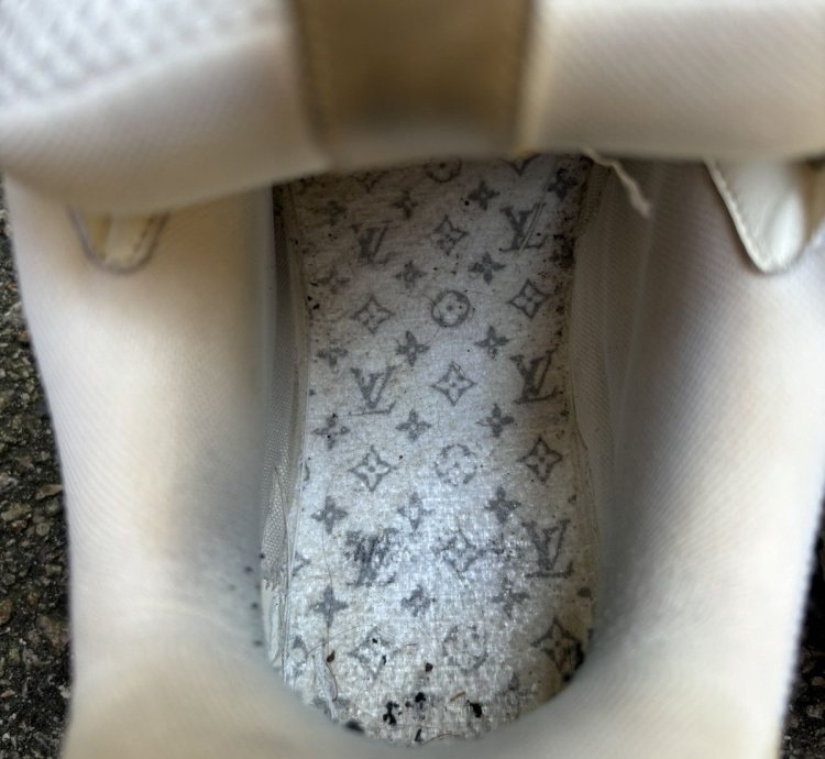 White And Beige Skate Sneakers