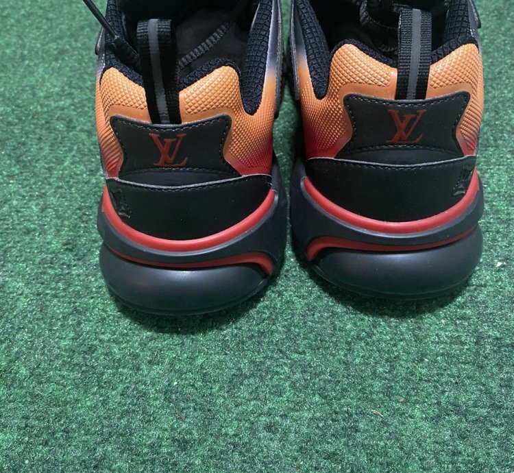 Worn 1x Louis Vuitton Tactic Runner Black Red Orange