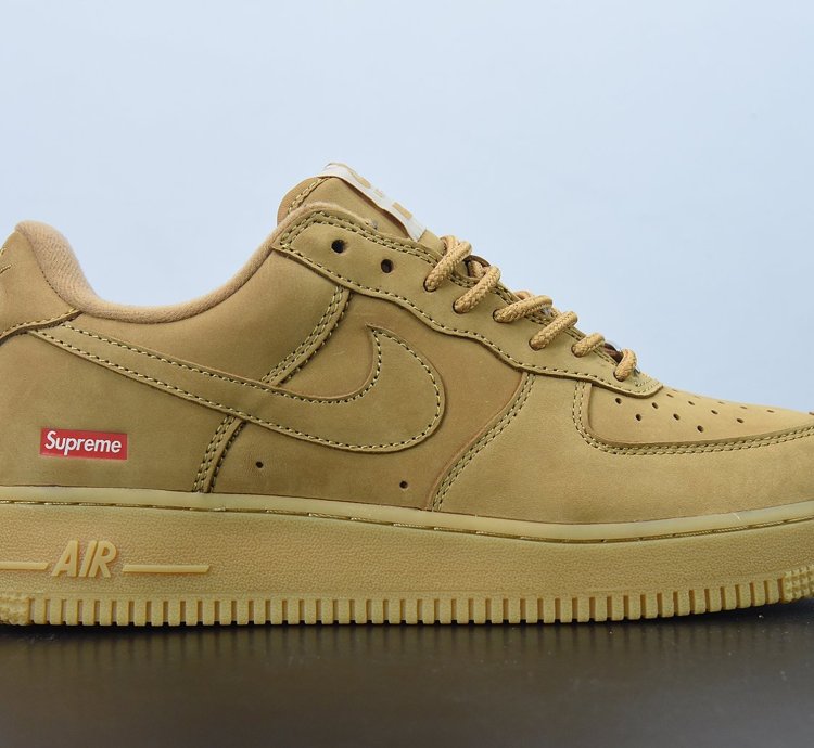 Nike Air Force 1 Low Sp Supreme Wheat