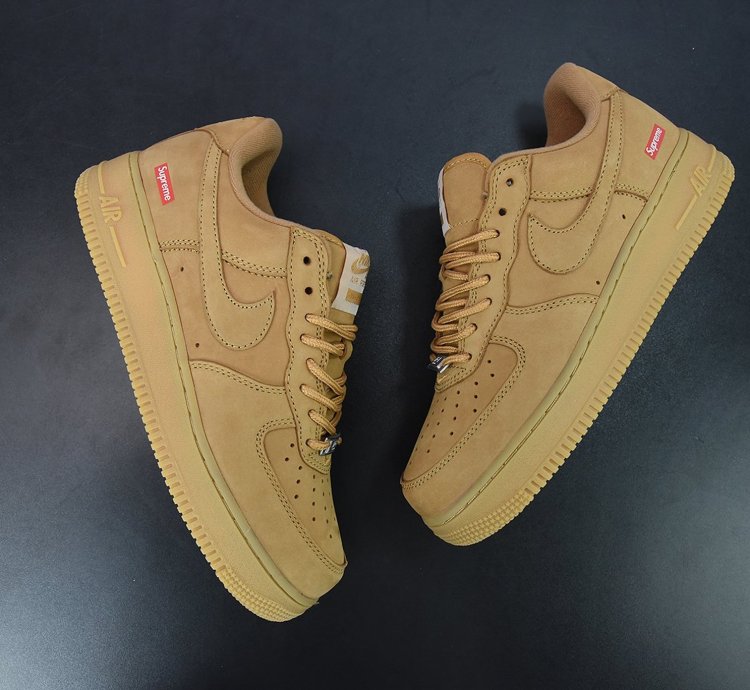 Nike Air Force 1 Low Sp Supreme Wheat