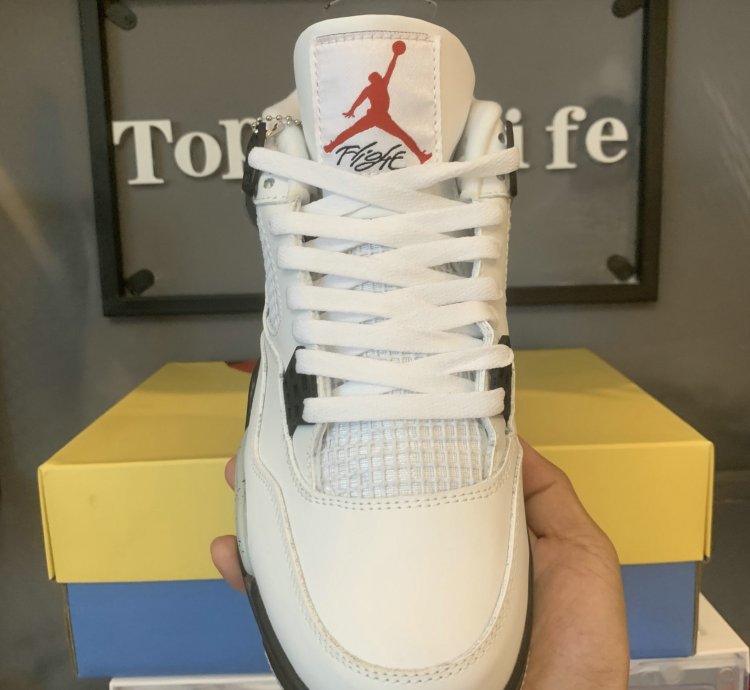 Nike Jordan 4 Retro 836016-192