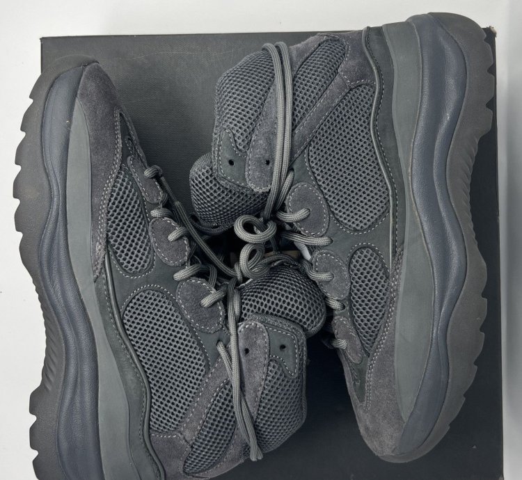 Yeezy Season 6 Desert Boot Graphite Size 44 Eu