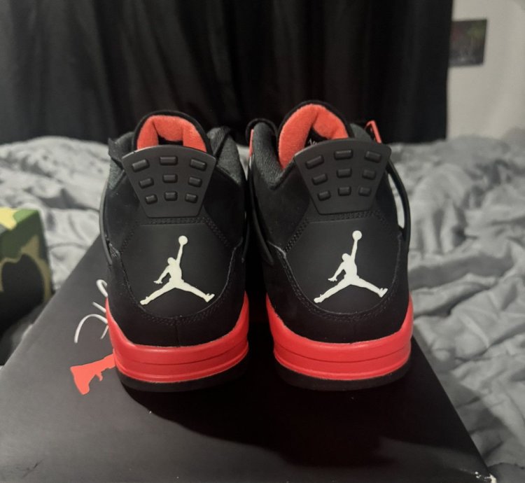 Vnds Red Thunder 4s