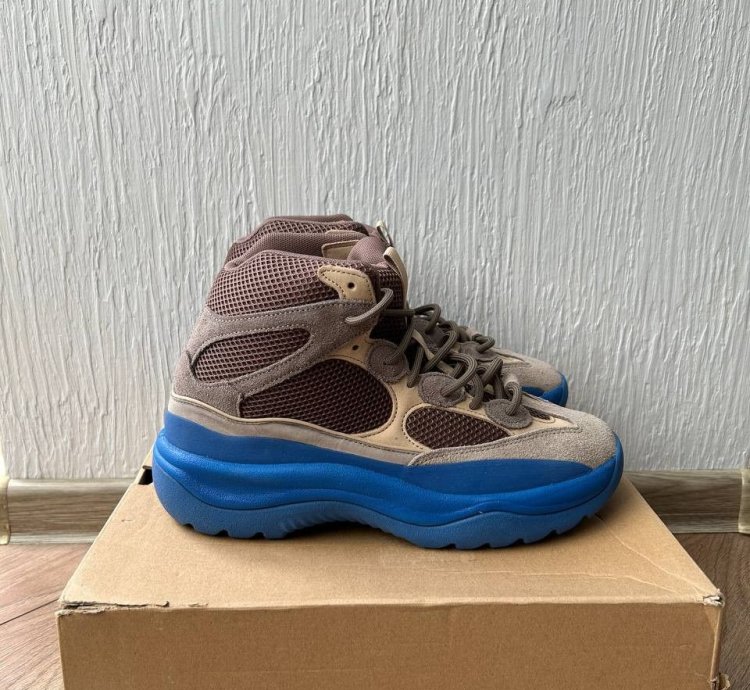 Yeezy Desert Boots Taupe Blue