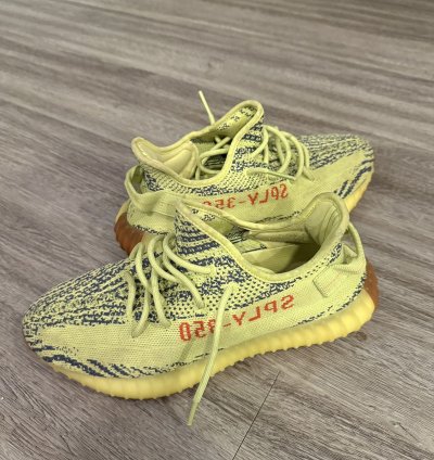 Yeezy Boost 350 V2 Semi-frozen Yellow
