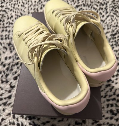 Yellow Pink Raf