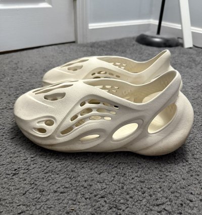 Yzy Foam Rnnr - Og Sand