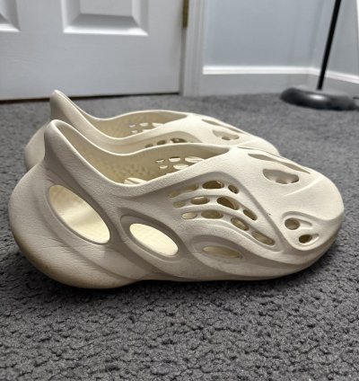 Yzy Foam Rnnr - Og Sand