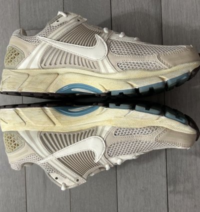 Zoom Vomero 5 Oatmeal