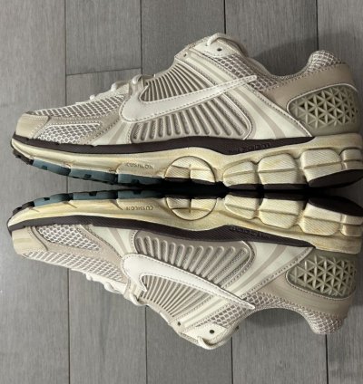 Zoom Vomero 5 Oatmeal