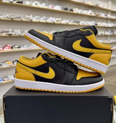 Jordan 1 Low Yellow Ochre