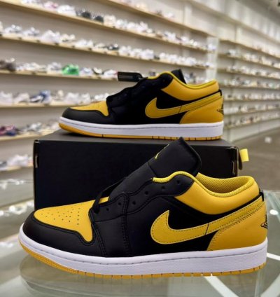 Jordan 1 Low Yellow Ochre