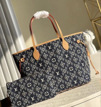 Black Luxury Handbag For Woman