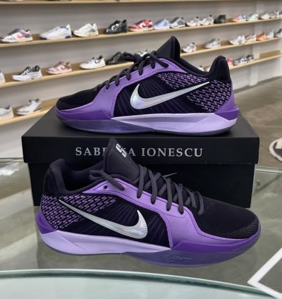 Nike Sabrina 2 court Vision