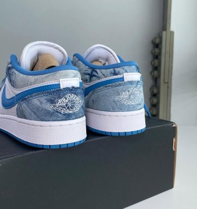 Jordan 1 Low washed Denim