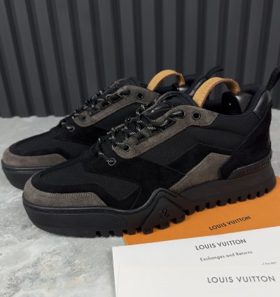 Trainers Sneakers Suede