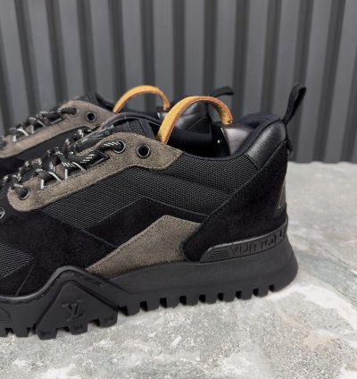 Trainers Sneakers Suede