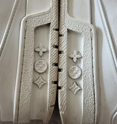 White Lv Virgil Trainers