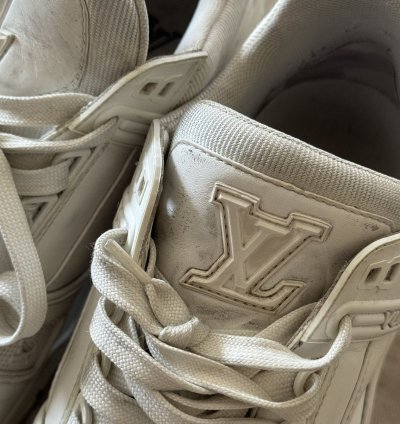 White Lv Virgil Trainers