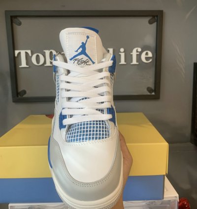Nike Jordan 4 Retro 4369