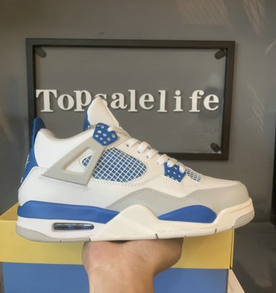 Nike Jordan 4 Retro 4369