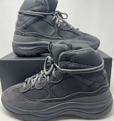 Yeezy Season 6 Desert Boot Graphite Size 44 Eu