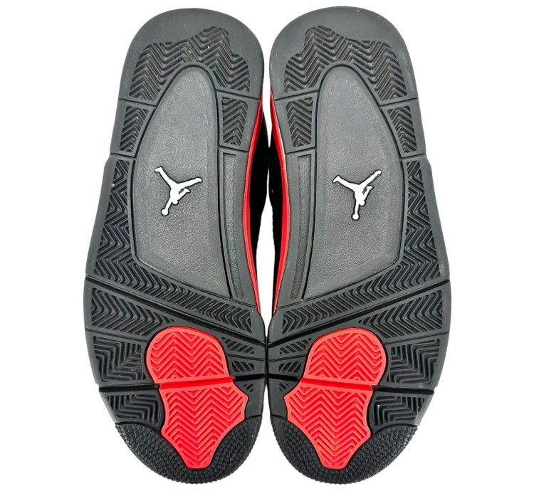 4 Retro Red Thunder