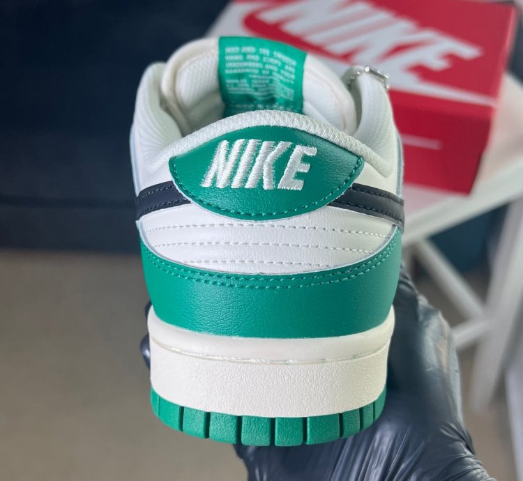 Nike Dunk Low Retro Se Lottery Pack Green