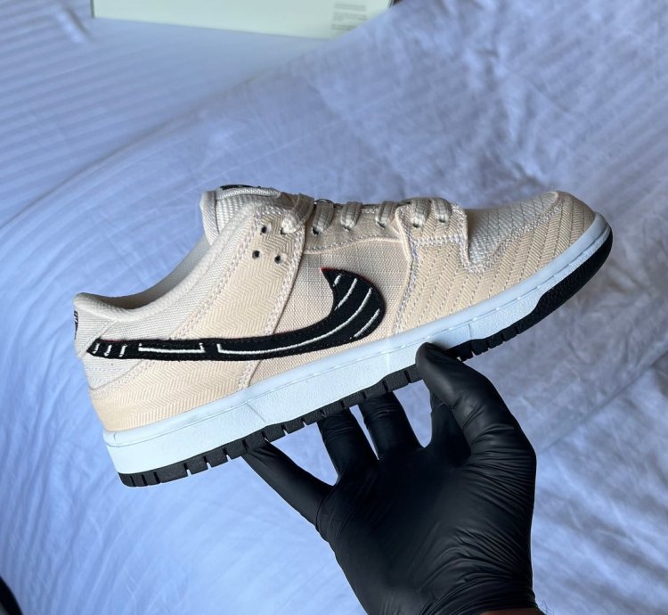 Albino Preto X Nike Dunk