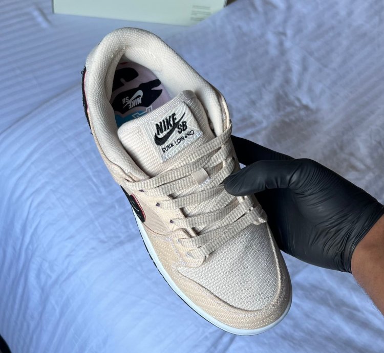 Albino Preto X Nike Dunk