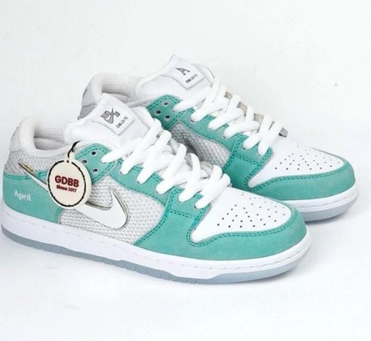 Nike Sb Dunk X April Skateboards Low Pro - Racer Blue Metallic Shoes