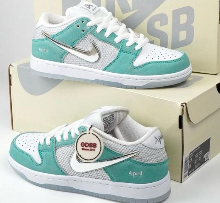 Nike Sb Dunk X April Skateboards Low Pro - Racer Blue Metallic Shoes